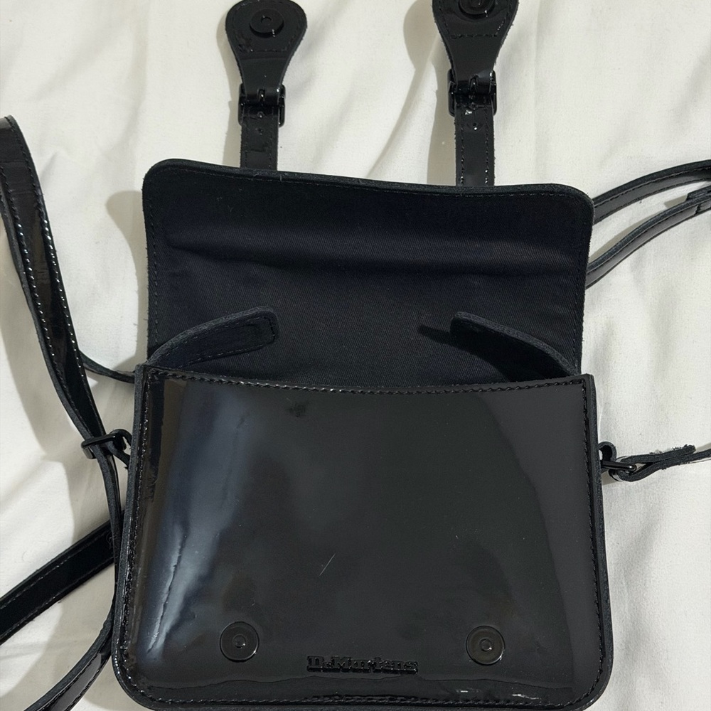 DR MARTENS Black Heart and Satchel Bag Set - Picture 3 of 10